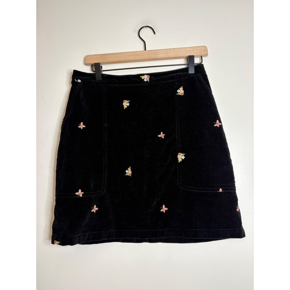 Fat Face Black Velvet Embroidered Floral Butterfly Mini Skirt Womens Size 6 US
